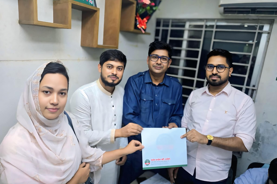 ত্রয়োদশ নির্বাচন: চাঁপাইনবাবগঞ্জ-২ আসনে এনসিপির মনোনয়ন তুললেন রুবেল 