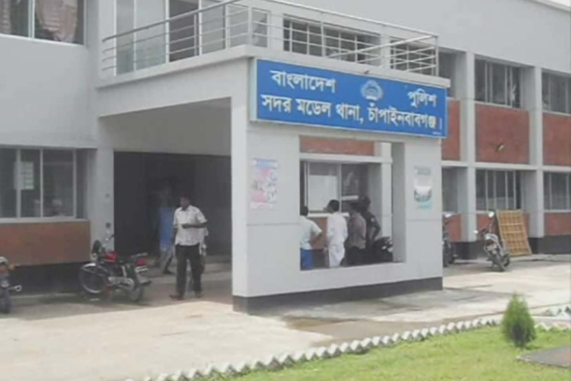 চাঁপাইনবাবগঞ্জে ‘অপারেশন ডেভিল হান্ট ফেজ–২’: ছাত্রলীগের সাবেক সভাপতিসহ গ্রেপ্তার ৬
