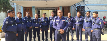 গোমস্তাপুরে ভোটকেন্দ্রে পুলিশের বডি ওর্ন ক্যামেরা ব্যবহার কার্যক্রমের উদ্বোধন
