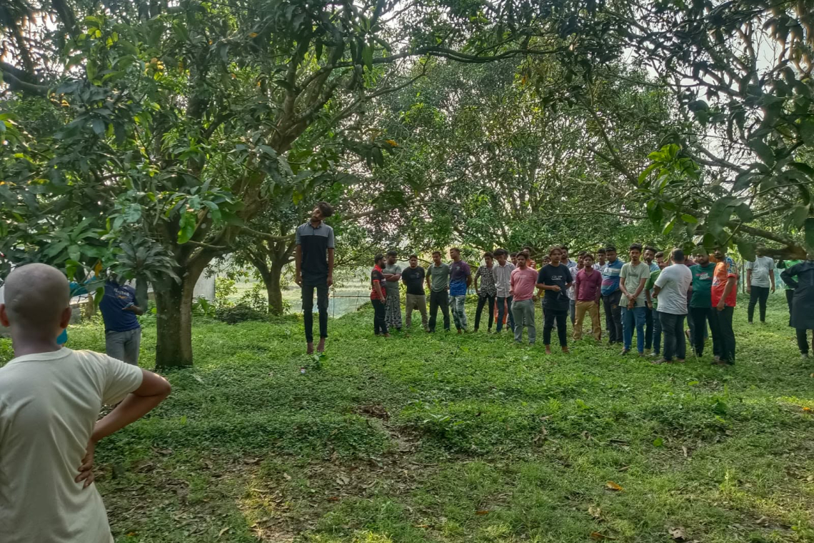 অনলাইন জুয়ার টাকার বিরোধে যুবকের আত্মহত্যা