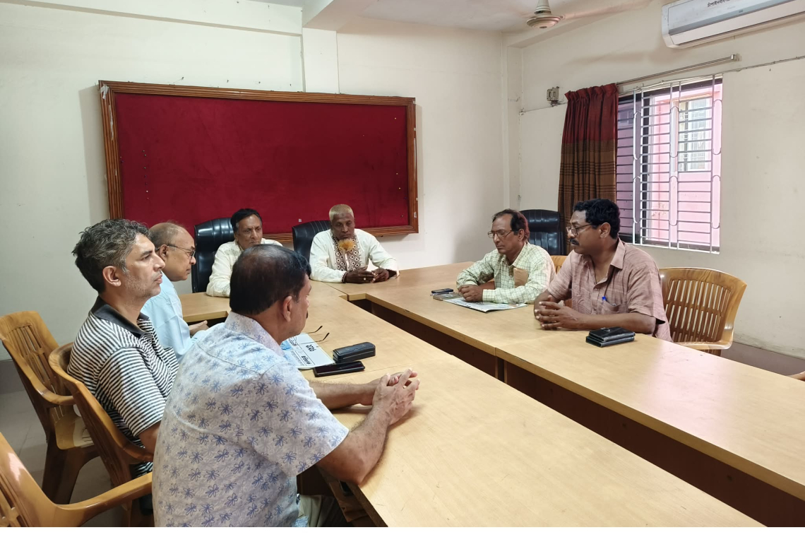 হজ্জে গমন উপলক্ষে চাঁপাইনবাবগঞ্জ জেলা প্রেসক্লাবে আলোচনা ও দোয়া মাহফিল