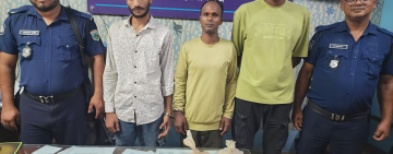 চাঁপাইনবাবগঞ্জে সাংবাদিকদের ওপর হামলার মূল আসামি রাব্বি গ্রেপ্তার, উদ্ধার গান পাউডার ও হেরোইন