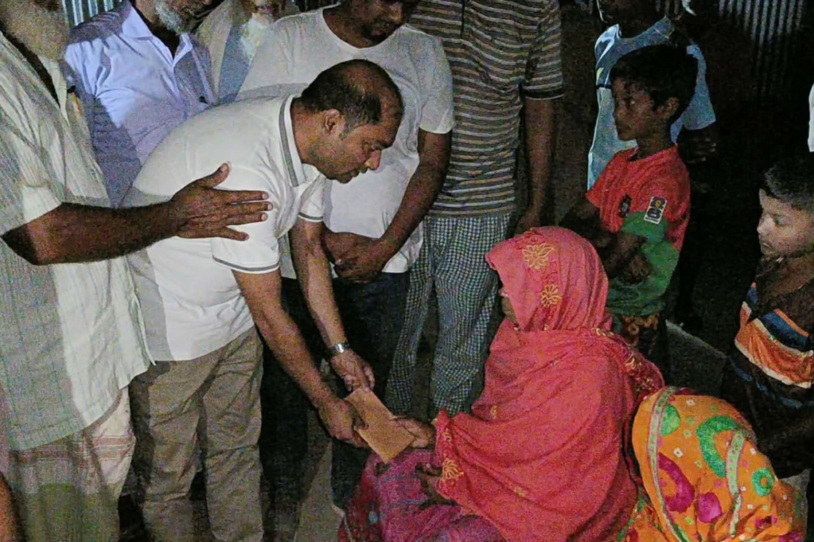 টাঙ্গাইল সড়ক দুর্ঘটনায় নিহত নজরুল ইসলামের পরিবারের পাশে ড. সাইমুম পারভেজ