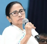 “বাংলাদেশে কাকে দিয়ে খুন করিয়েছিলেন?”—ধর্মতলার মঞ্চ থেকে বিস্ফোরক প্রশ্ন মমতা ব্যানার্জীর