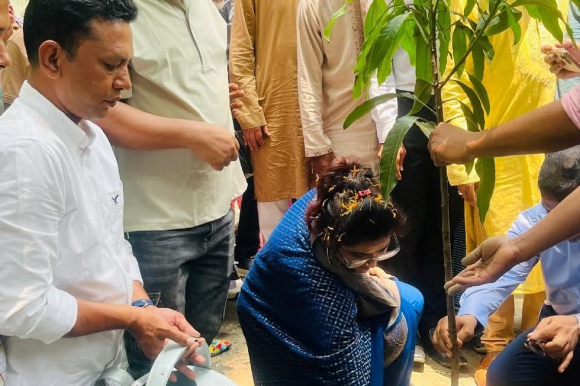 ২৫ কোটি বৃক্ষরোপণ কর্মসূচির অংশ হিসেবে চর জুশিরগাঁও সরকারি প্রাথমিক বিদ্যালয়ে বৃক্ষরোপণ